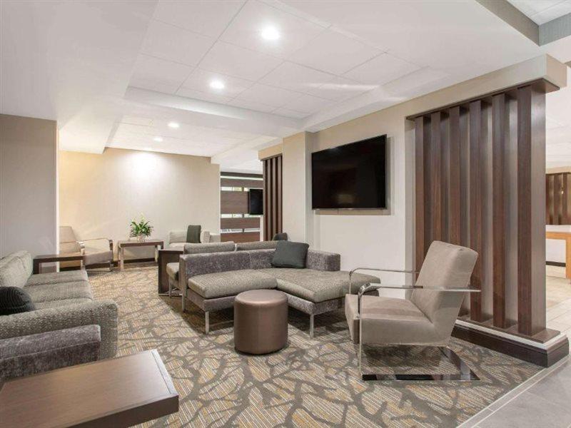 La Quinta Inn & Suites By Wyndham Муурсвил Екстериор снимка